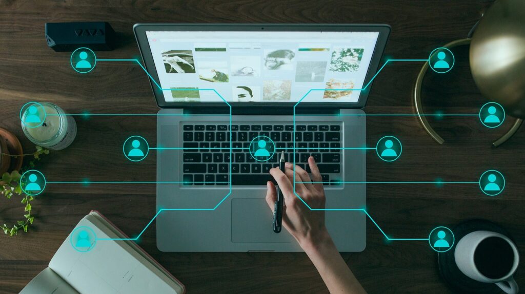 Retos del Marketing Digital en 2025: Fragmentación, IA y fatiga del consumidor
